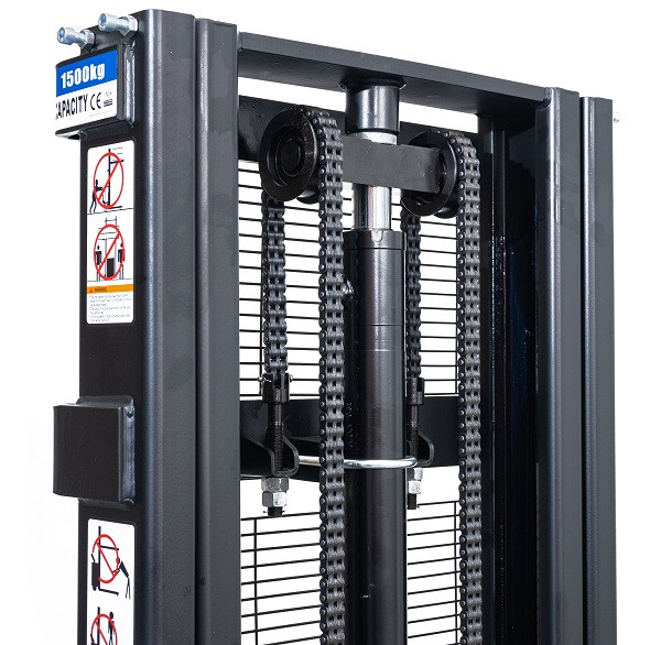 Transpalet electric cu catarg QDA1535