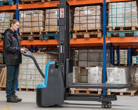 Transpalet electric cu catarg dublu ESL1225